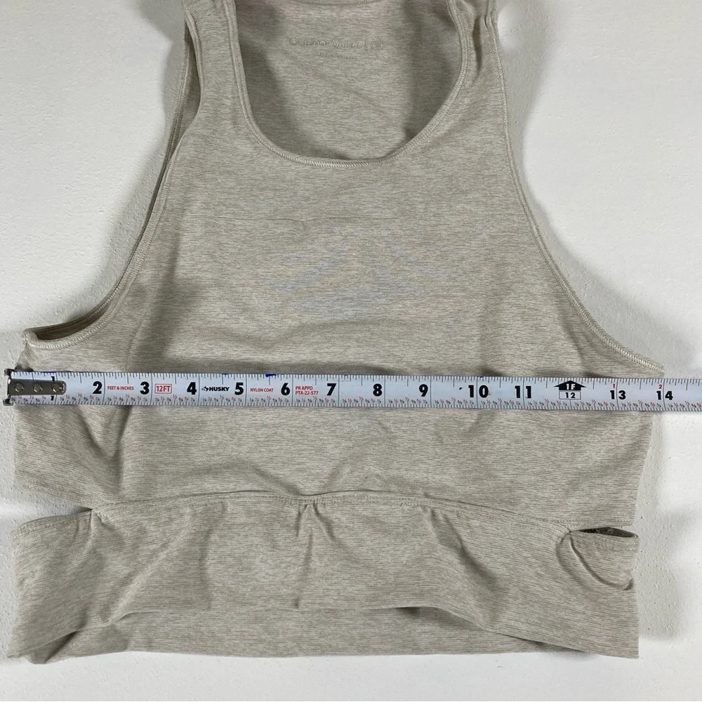OUTDOOR VOICES Slash Back Open Back Cutout Crop Tank Heather Gray Sport Gym  M - Picture 9 of 10